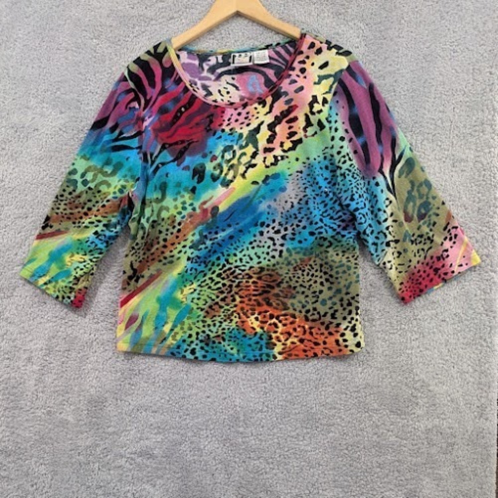 Take Two Clothing Top Women's PXL Rainbow Animal‎ Print 3/4 Sleeve Sequin Cotton